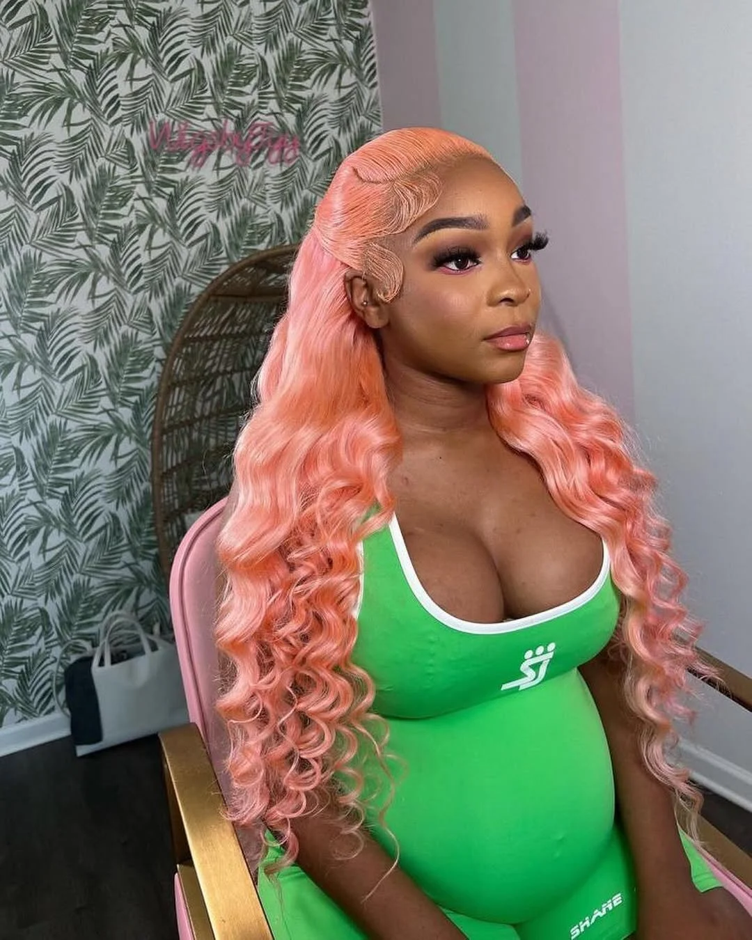 Peach pastel за пояс Персиково-кораловий пастель на смуглій шкірі, crimped-хвиля